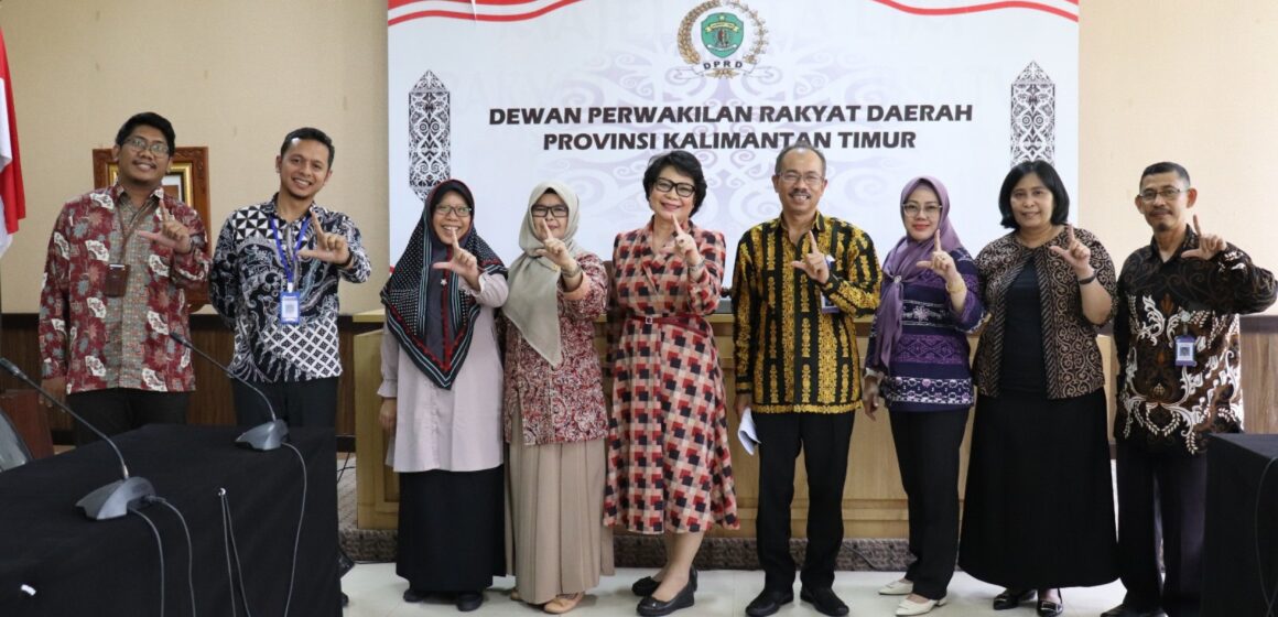 Ketua Pansus Veridiana Huraq Wang saat memimpin RDP bersama Kantor Bahasa Provinsi Kaltim, Kamis (2/3)