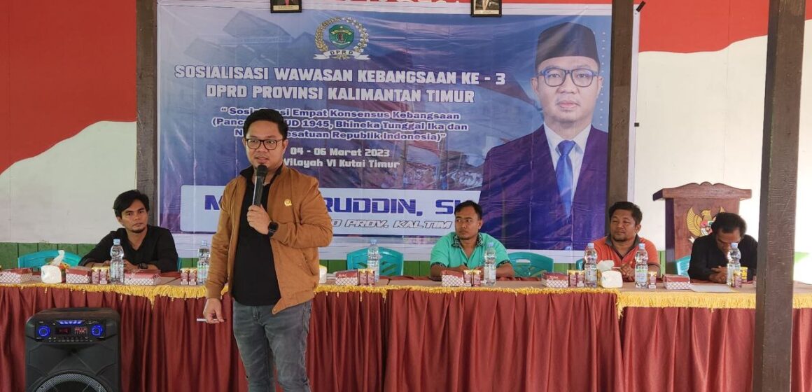 Anggota DPRD Provinsi Kalimantan Timur (Kaltim), M.Nasiruddin, SH. melaksanakan sosialisasi wawasan kebangsaan di Desa Rantau Makmur, Kecamatan Rantau Pulung, Kabupaten Kutai Timur (Kutim), Sabtu 4/3/2023.