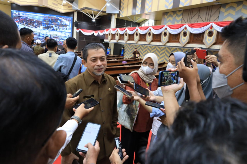 Rapat Paripurna ke-11 Dewan Perwakilan Rakyat Daerah (DPRD) Provinsi Kaltim menyetujui Rancangan Peraturan Daerah