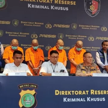 Para tersangka empat orang pria