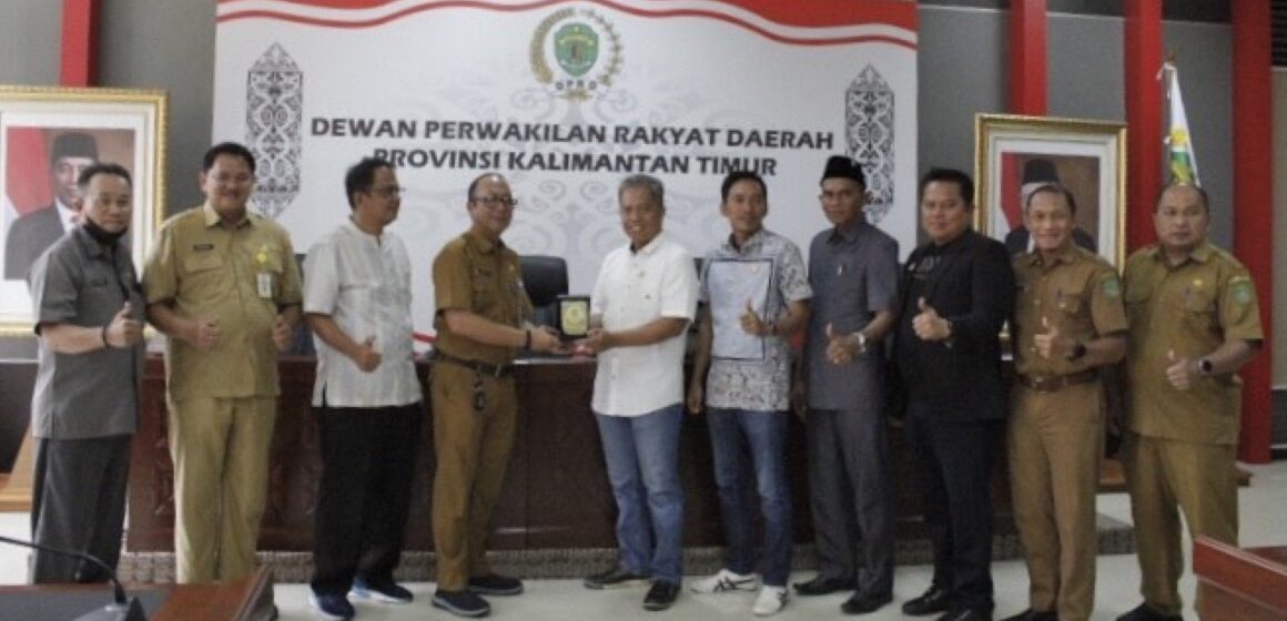 DPRD Kaltim Terima Kunjungan Kerja Anggota DPRD Kukar Bahas APBD 2024