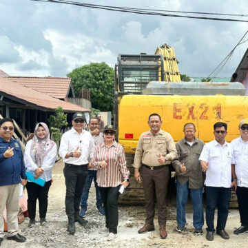 Ir. H. Seno Aji Wakil Ketua DPRD Kaltim Monitoring Proyek Di Kel. Loa Ipuh