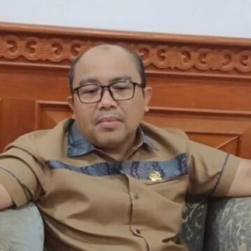 DPRD Kutim Soroti Motor Karyawan Parkir Sembarangan di Dalam Gang