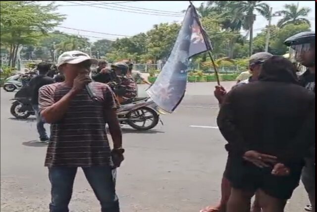 Rajawali Jatim Geruduk Kantor Cabang Dinas Pendidikan Kab Pamekasan, Tuntut Usut Tuntas Pungli NPHD!