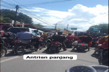 Banjir dan BBM Langka Landa Mandailing Natal: Rakyat Terjebak dalam Pusaran Krisis Akibat Respons Pemerintah Diduga Lambat