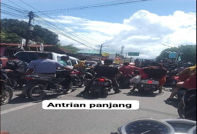 Banjir dan BBM Langka Landa Mandailing Natal: Rakyat Terjebak dalam Pusaran Krisis Akibat Respons Pemerintah Diduga Lambat