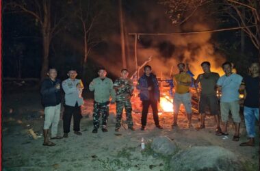 TINDAK CEPAT POLSEK UJUNG LOE: ARENA SABUNG AYAM PEMBUKTIAN PERJUDIAN DI DESA SEPPANG DIBAKAR HINGGA HABIS